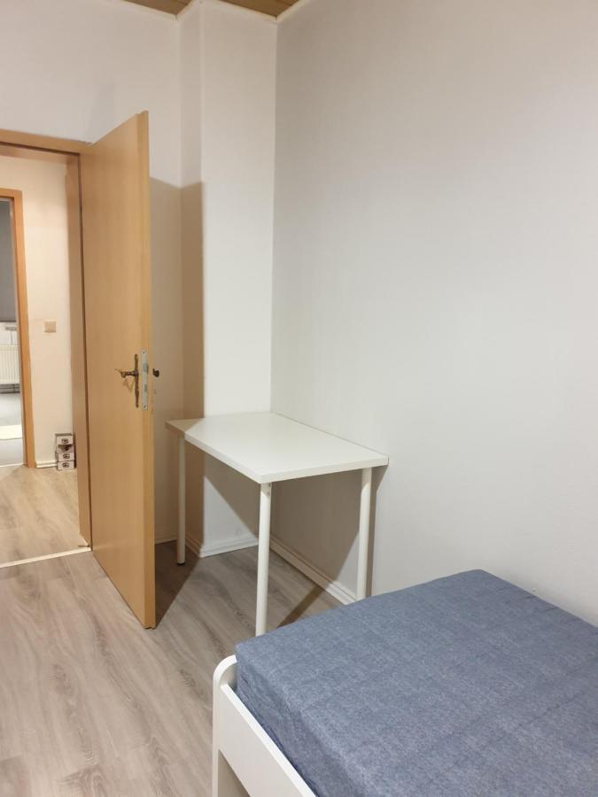 Fewo Nina 3 - Monteurwohnung Weißenfels エクステリア 写真
