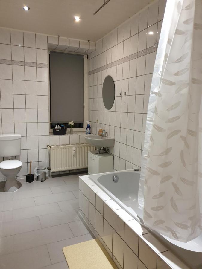 Fewo Nina 3 - Monteurwohnung Weißenfels エクステリア 写真